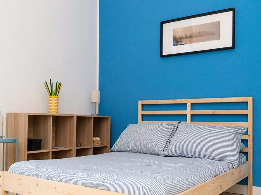 Immagine 2 di Camera in affitto  in Via Giuseppe Regaldi17 a Milano