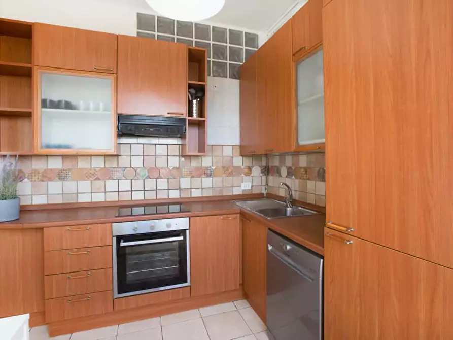 Immagine 13 di Camera in affitto  in Via Federico Engels1 a Milano