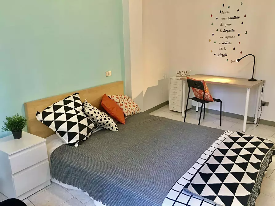 Immagine 4 di Camera in affitto  in Via del Ponte Rosso13 a Firenze