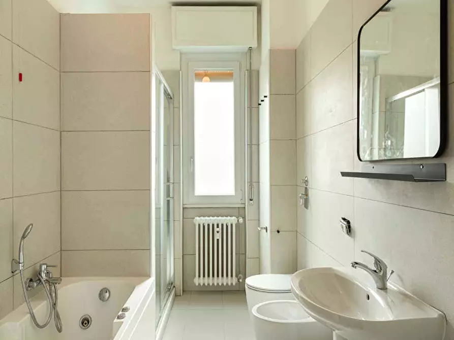 Immagine 18 di Camera in affitto  in Via Francesco Reina14 a Milano