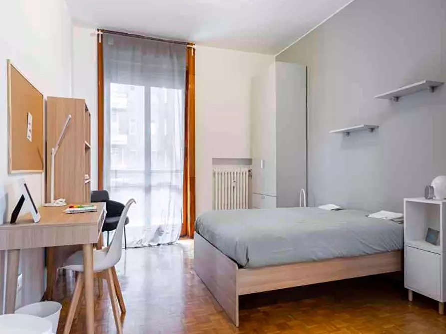 Immagine 3 di Camera in affitto  in Via Nicola Piccinni21 a Milano