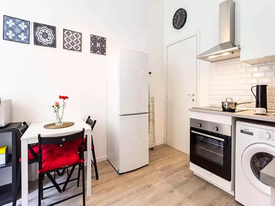 Immagine 10 di Camera in affitto  in Via Paolo Bassi22 a Milano