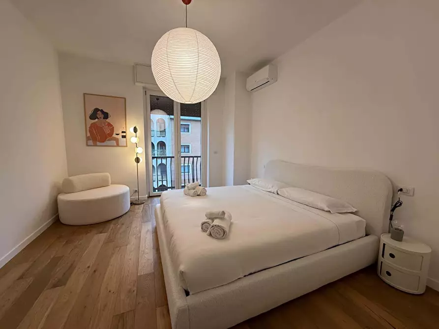 Immagine 9 di Appartamento in affitto  in Viale Tunisia13 a Milano