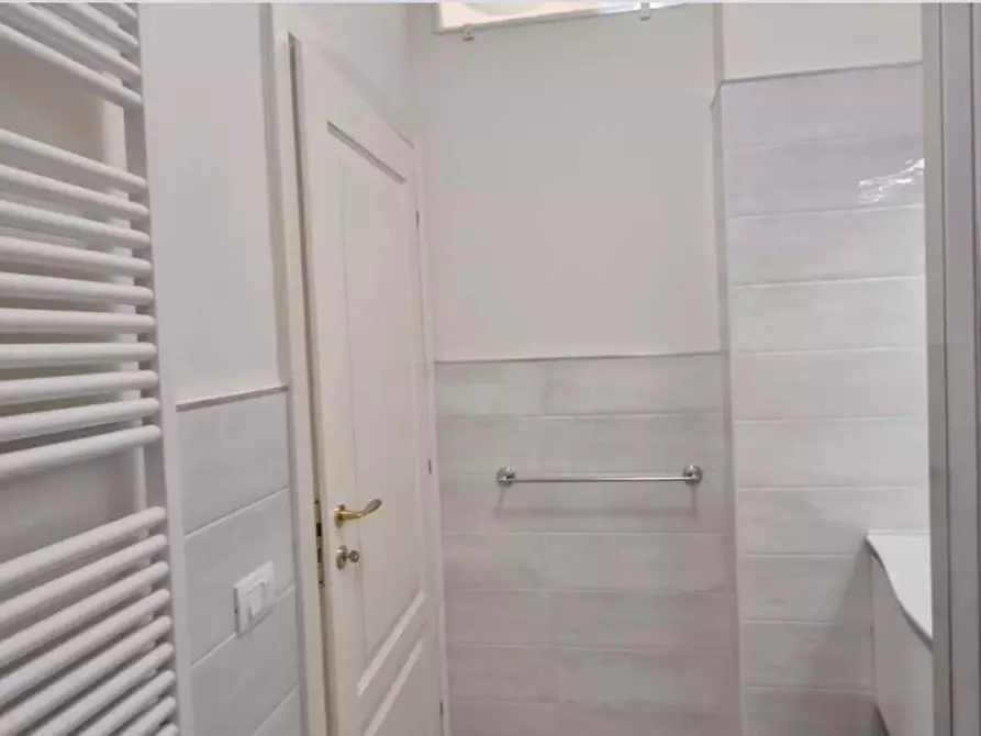 Immagine 12 di Appartamento in affitto  in Via Giuseppe Massarenti2 a Bologna