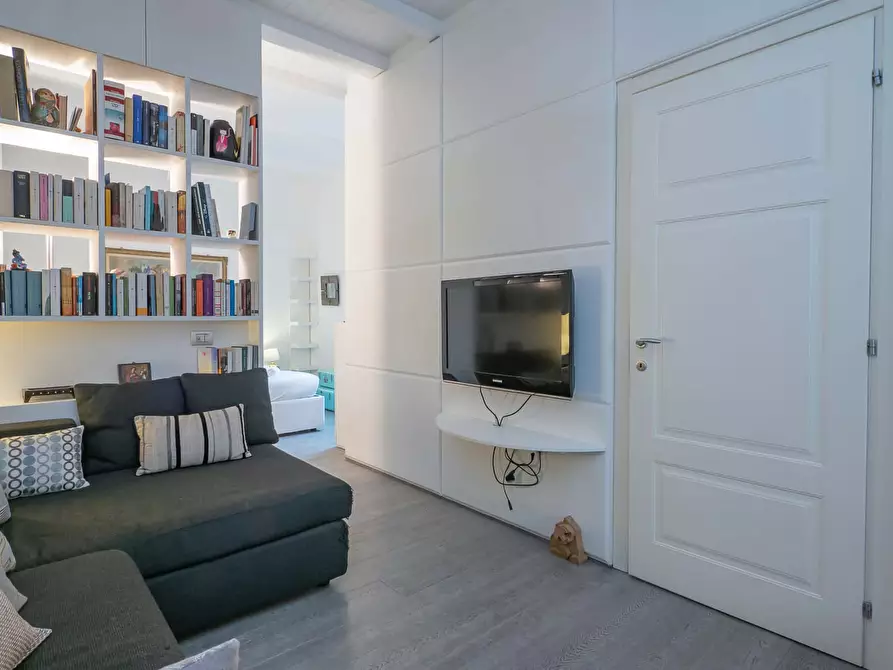 Immagine 11 di Appartamento in affitto  in Via Giordano Bruno13 a Milano