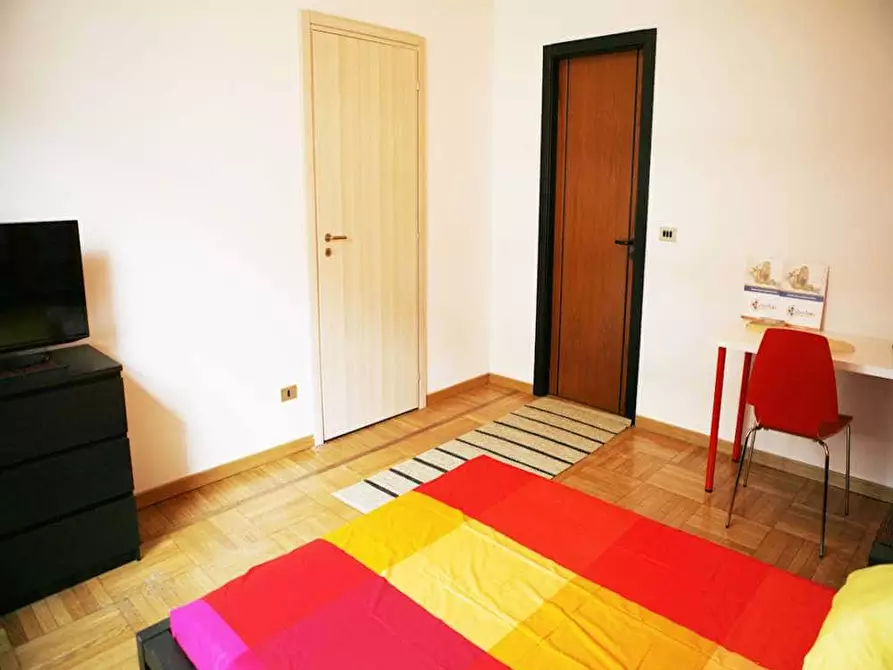 Immagine 1 di Camera in affitto  in Via Lazzaretto11 a Milano