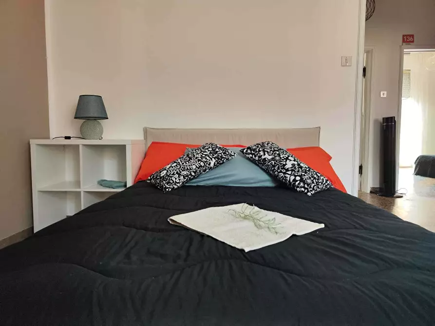 Immagine 2 di Camera in affitto  in Via Mario Bastia24 a Bologna