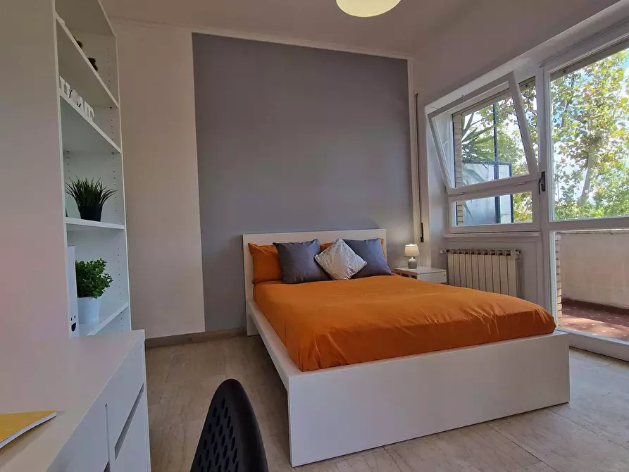 Immagine 3 di Camera in affitto  in Lungotevere di Pietra Papa61 a Roma