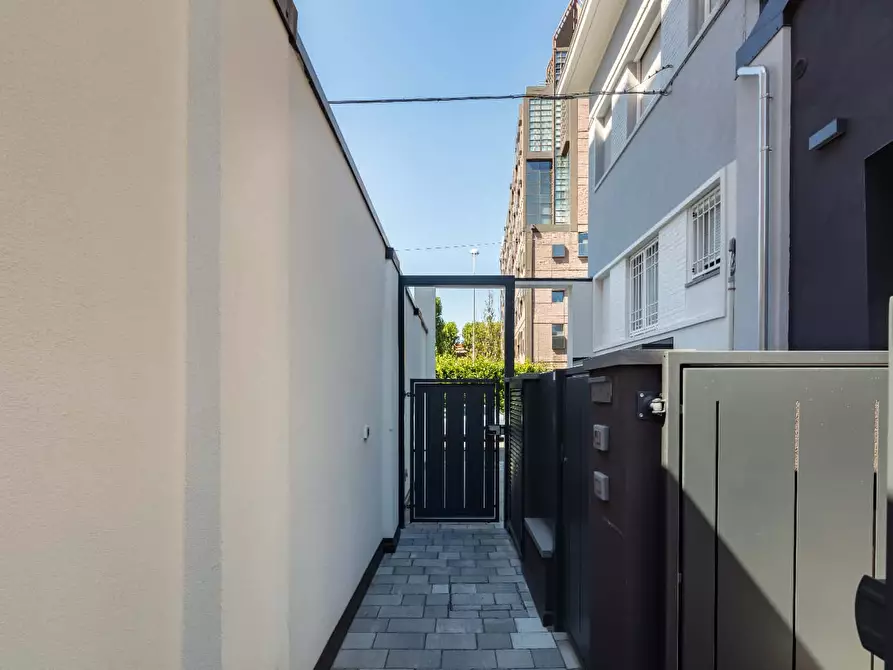 Immagine 15 di Appartamento in affitto  in Via Bartolomeo Passarotti3 a Bologna