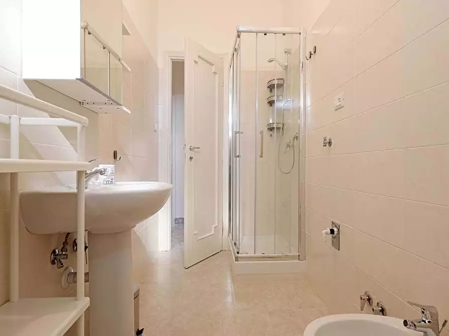 Immagine 6 di Camera in affitto  in Via Guido Zadei1 a Brescia