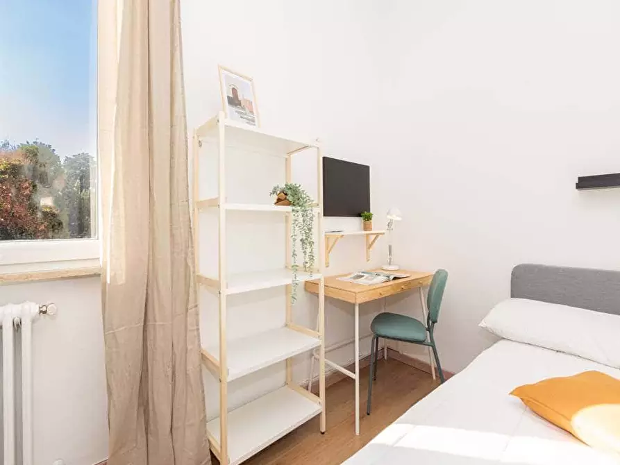 Immagine 8 di Camera in affitto  in Via Giuseppe Regaldi17 a Milano