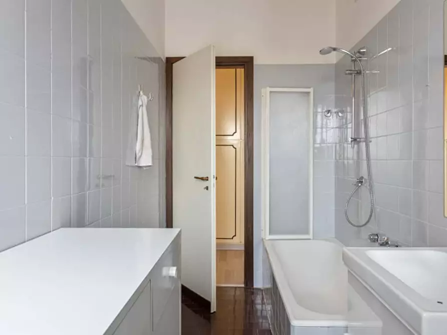 Immagine 11 di Camera in affitto  in Piazza Simone Bolivar3 a Milano