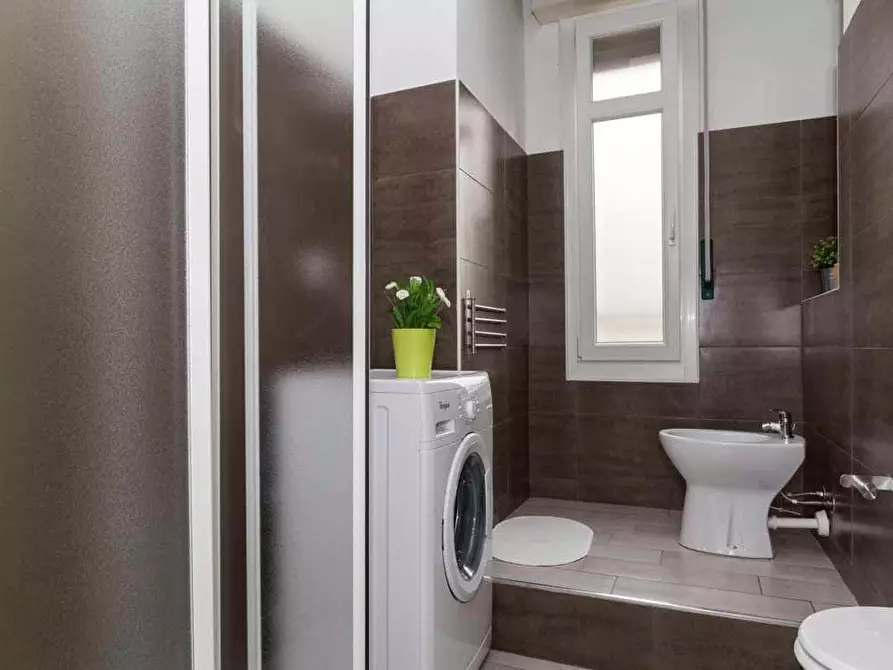 Immagine 12 di Camera in affitto  in Viale Carlo Espinasse12 a Milano