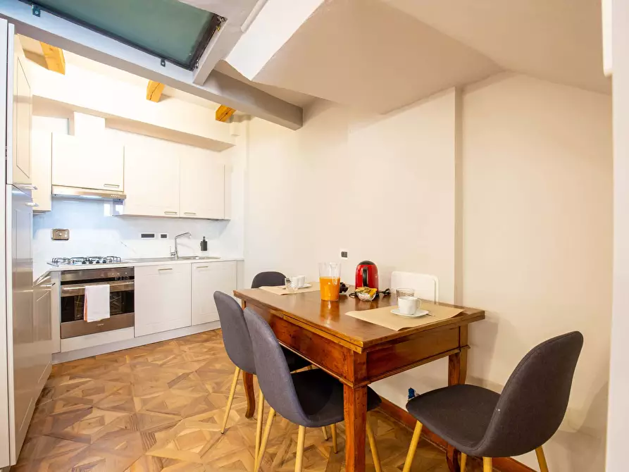 Immagine 6 di Appartamento in affitto  in Via de' Falegnami16 a Bologna