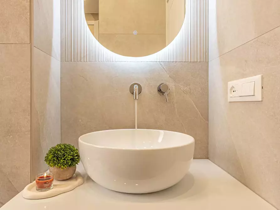 Immagine 12 di Appartamento in affitto  in Via Giovanni Aurispa9 a Roma