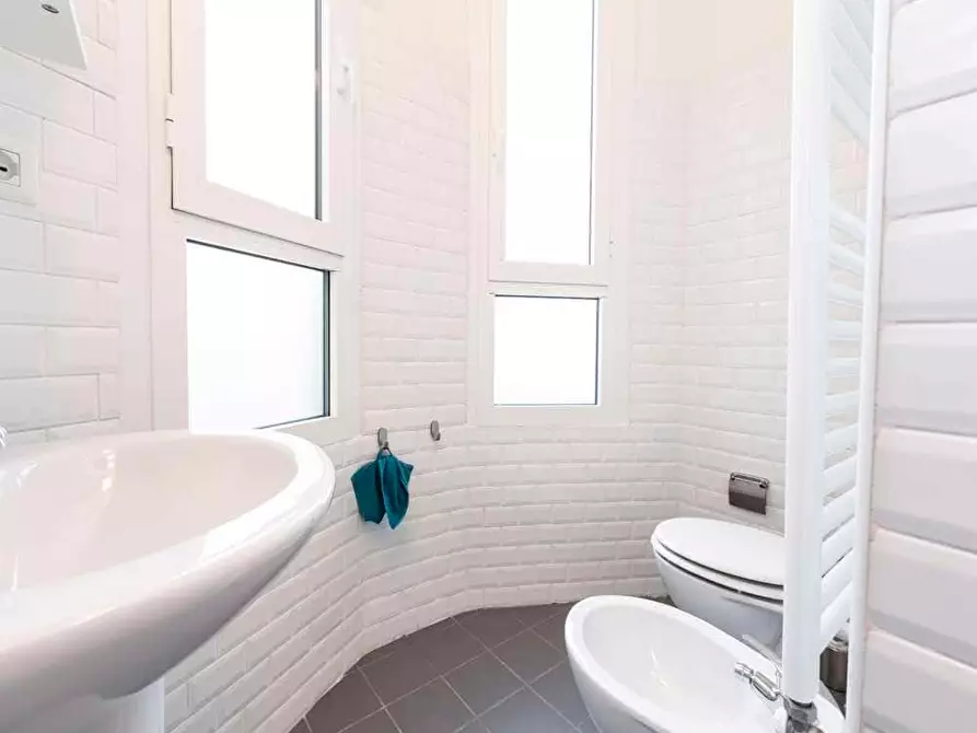 Immagine 18 di Camera in affitto  in Via Paolo Bassi22 a Milano