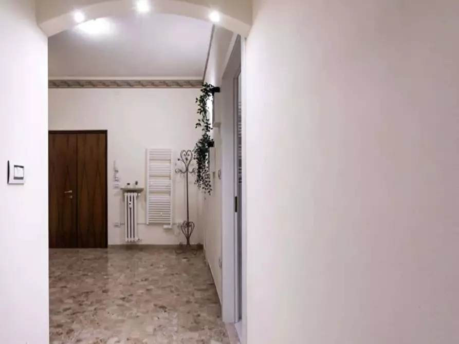 Immagine 17 di Appartamento in affitto  in Via San Nicolò3 a Verona