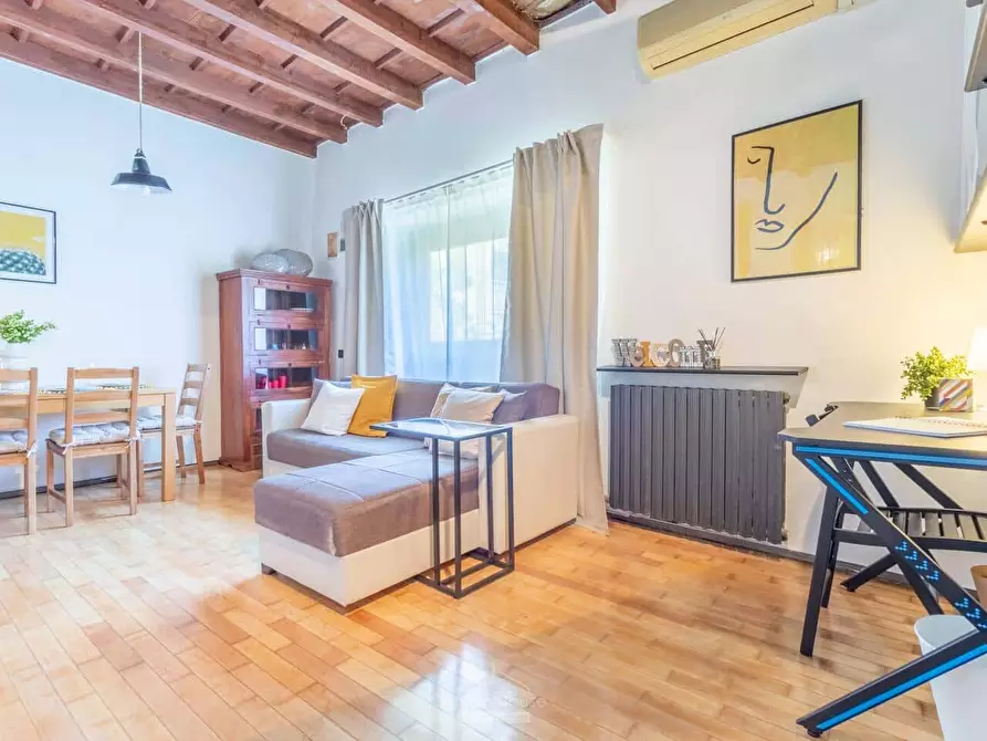 Immagine 1 di Appartamento in affitto  in Via Ascanio Sforza37a a Milano