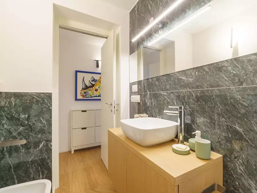 Immagine 45 di Appartamento in affitto  in Viale Francesco Restelli3 a Milano