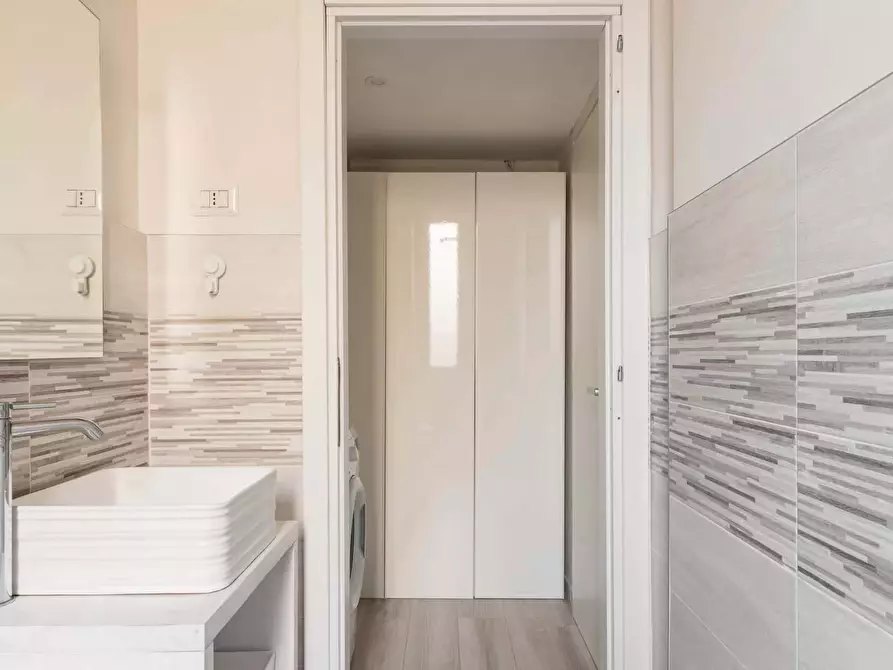 Immagine 6 di Appartamento in affitto  in Strada della Carità2 a Milano