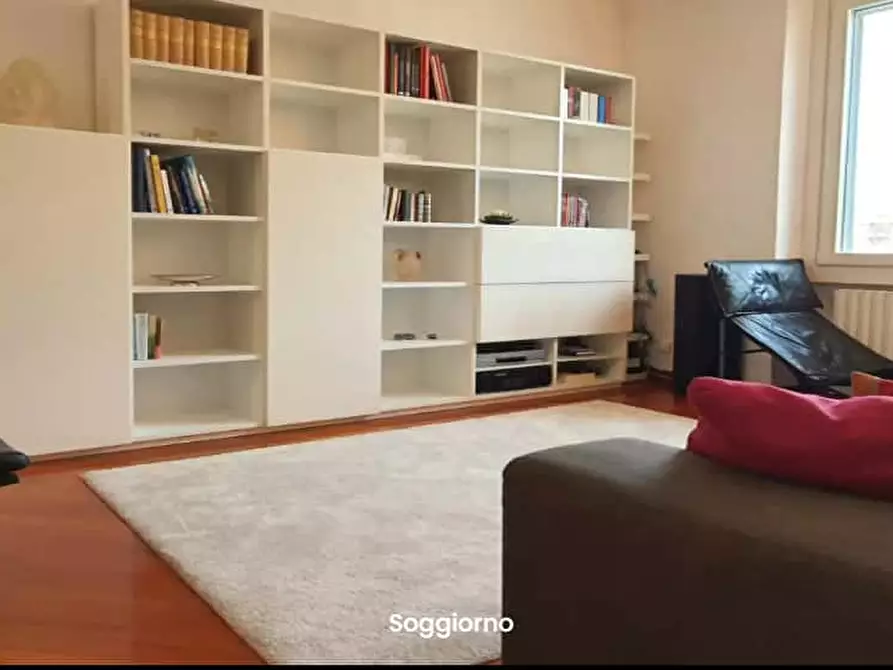 Immagine 25 di Appartamento in affitto  in Via Giosuè Borsi1 a Milano