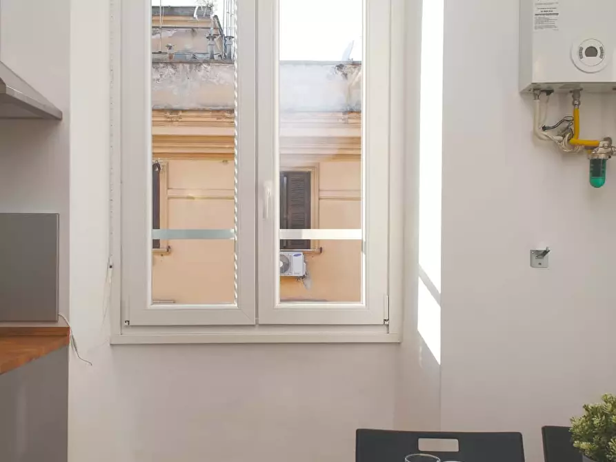 Immagine 14 di Appartamento in affitto  in Via del Commercio12 a Roma