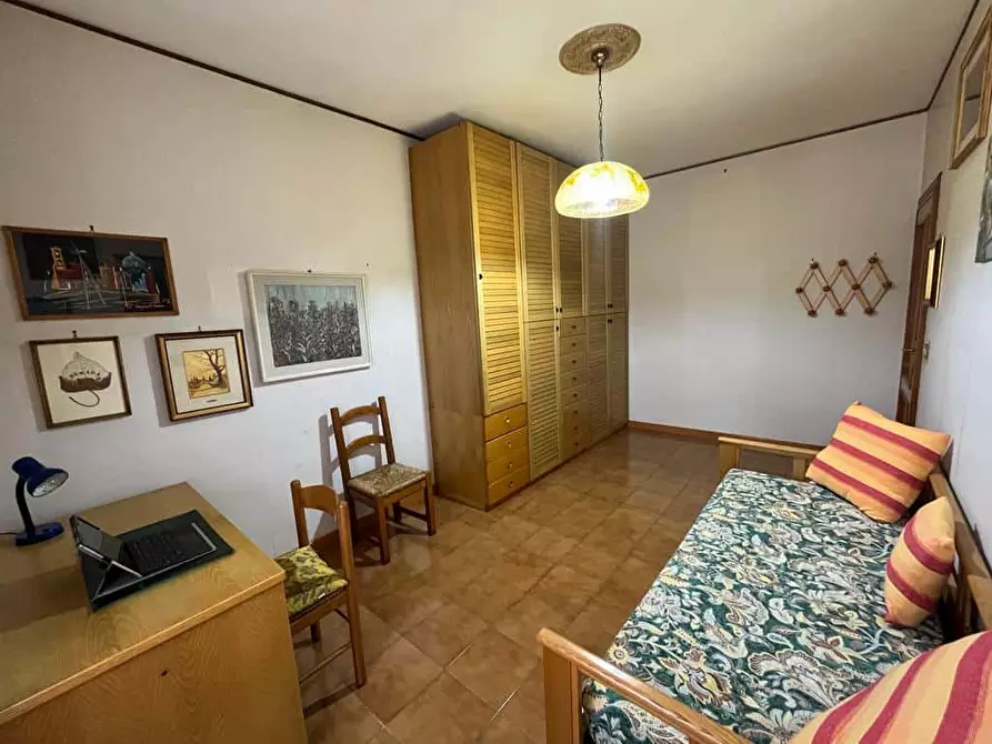 Immagine 2 di Camera in affitto  in Via Tullio Ascarelli99 a Roma