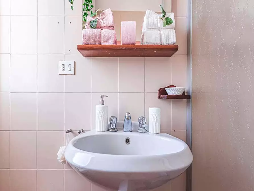 Immagine 10 di Camera in affitto  in Via Privata Poggibonsi14 a Milano