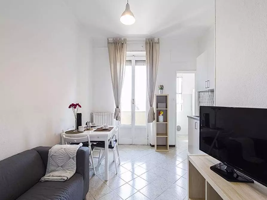 Immagine 18 di Camera in affitto  in Viale Giovanni da Cermenate18 a Milano