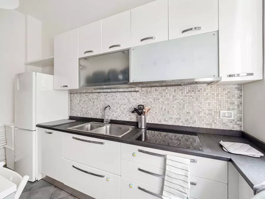 Immagine 16 di Camera in affitto  in Via Orti29 a Milano