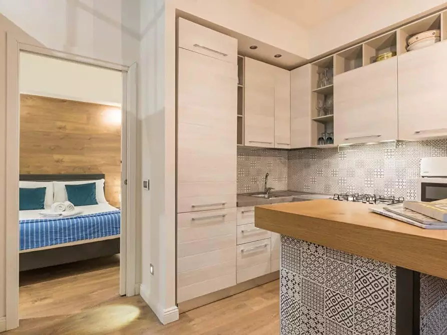 Immagine 8 di Appartamento in affitto  in Via Pomezia8 a Roma