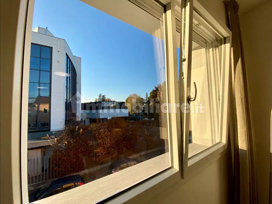 Immagine 9 di Appartamento in affitto  in Via Stendhal18 a Bologna