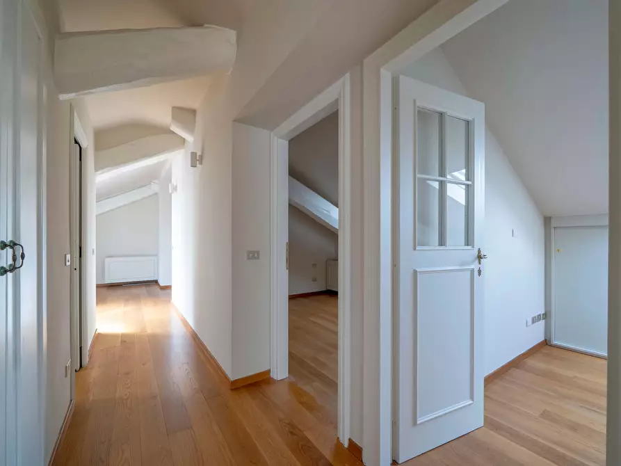 Immagine 67 di Appartamento in affitto  in Corso Vercelli1 a Milano