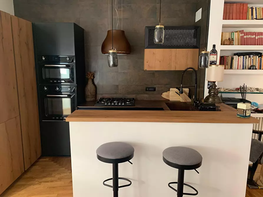 Immagine 6 di Appartamento in affitto  in Via M.Poggioli3 a Roma