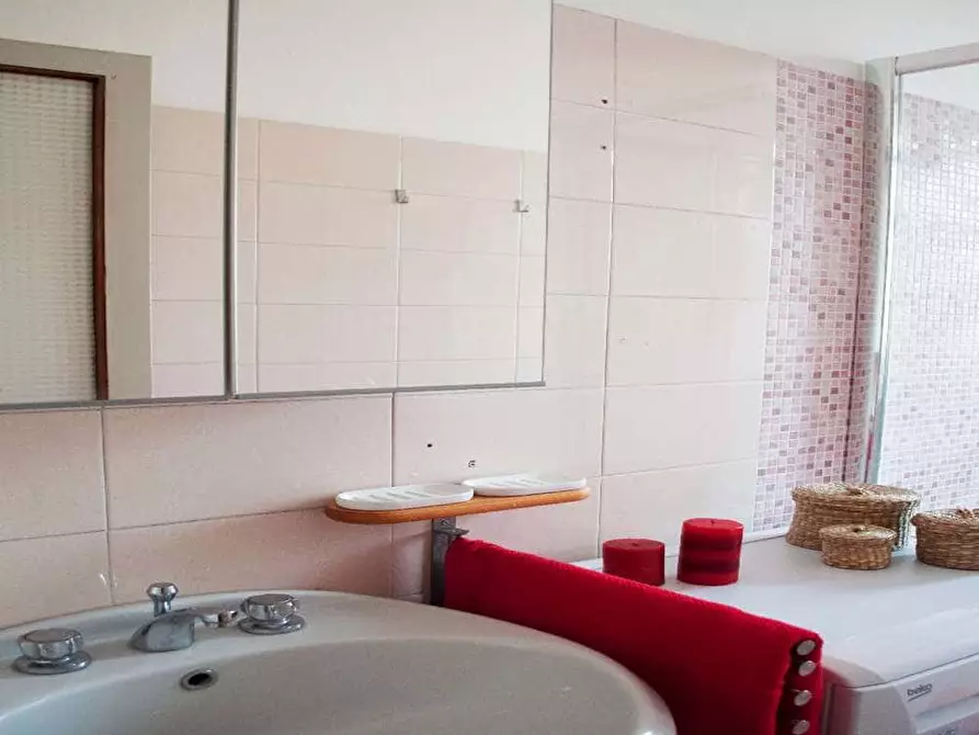 Immagine 33 di Camera in affitto  in Via Privata Reggio3 a Milano