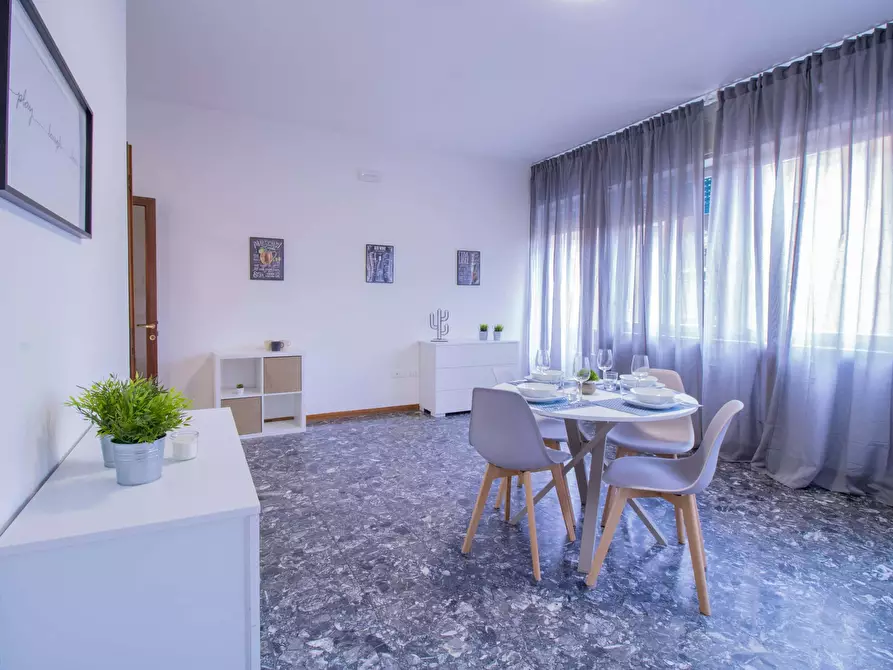 Immagine 12 di Camera in affitto  in Via Fiumicello a Verona