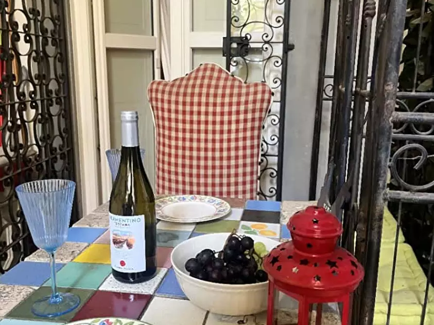 Immagine 10 di Appartamento in affitto  in Via dei Serragli64 a Firenze