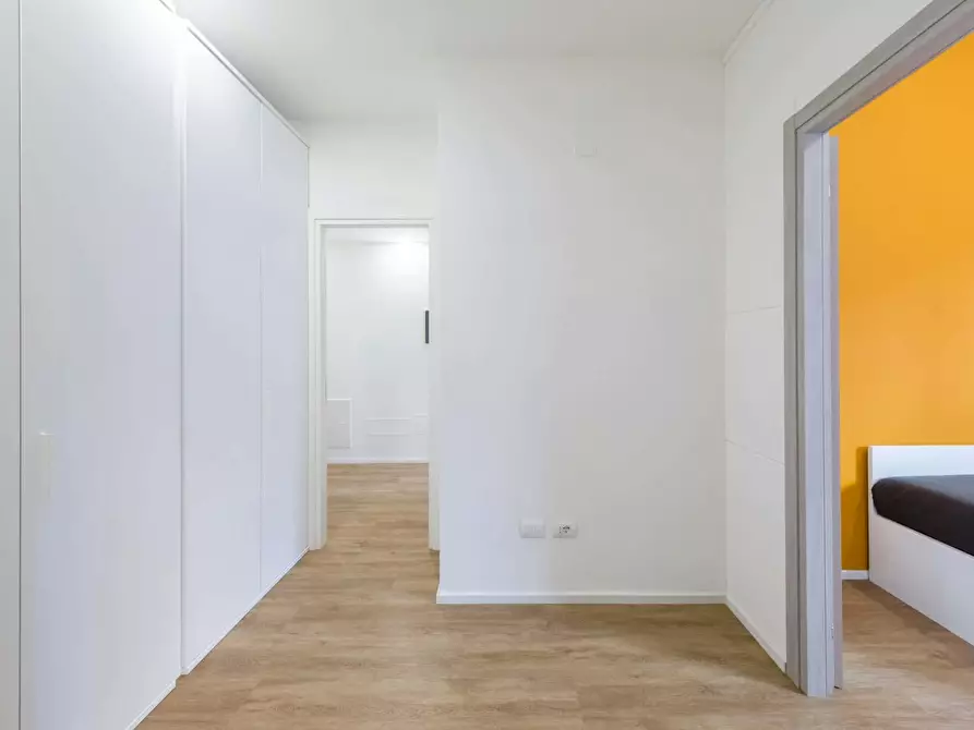 Immagine 12 di Camera in affitto  in Via Armari11 a Ferrara