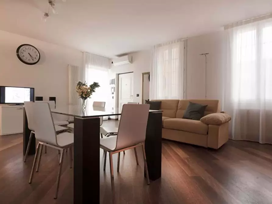 Immagine 4 di Appartamento in affitto  in Via delle Moline20 a Bologna