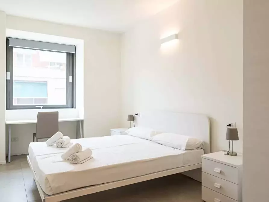 Immagine 2 di Appartamento in affitto  in Via Ippolito Rosellini2 a Milano
