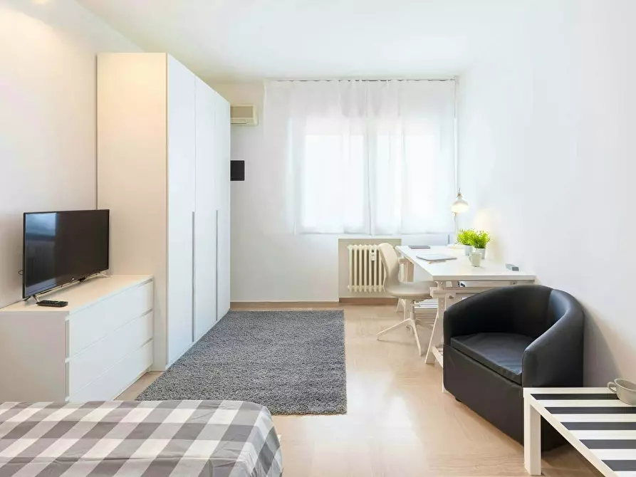 Immagine 10 di Camera in affitto  in Via Giosuè Carducci45 a Venezia