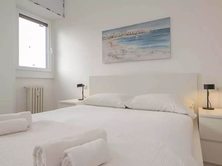 Immagine 19 di Appartamento in affitto  in Via Giambellino131 a Milano