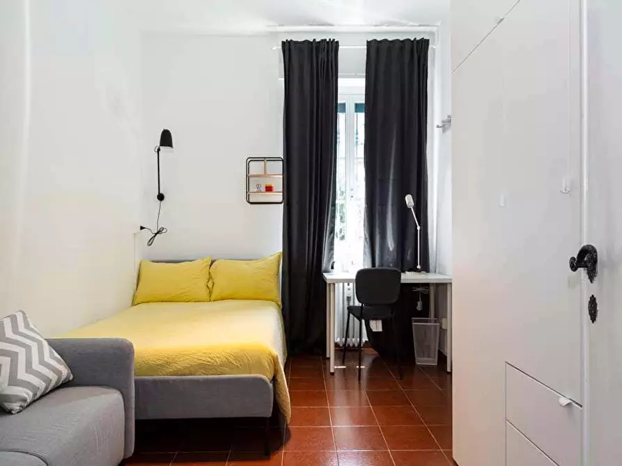 Immagine 5 di Camera in affitto  in Via Dalmazia6 a Milano