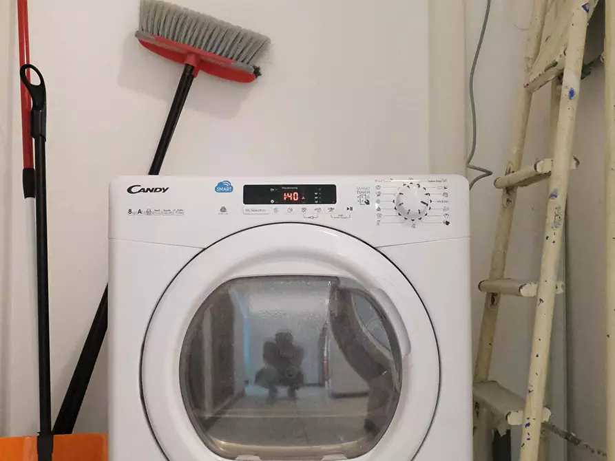 Immagine 17 di Camera in affitto  in Via Michele Coppinosnc a Sassari