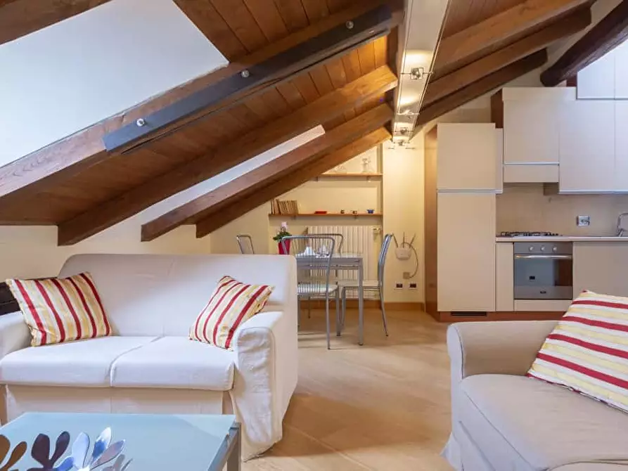 Immagine 4 di Appartamento in affitto  in Via Santo Stefano88 a Bologna