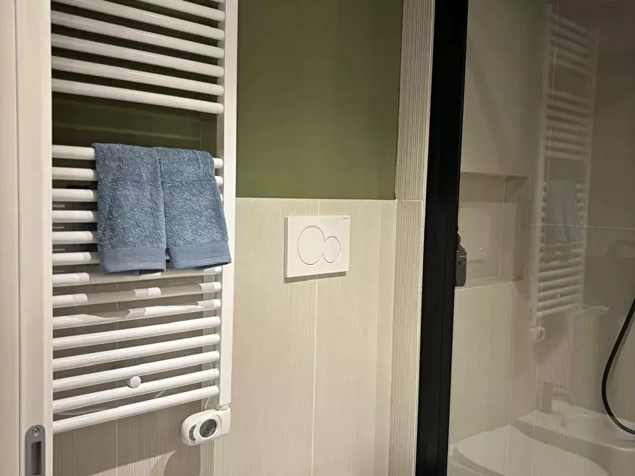 Immagine 6 di Appartamento in affitto  in Viale Elvezia12 a Milano