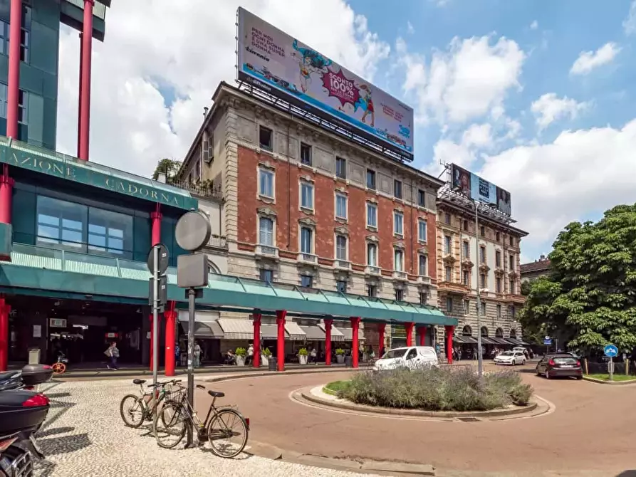 Immagine 6 di Appartamento in affitto  in Piazzale Luigi Cadorna10 a Milano