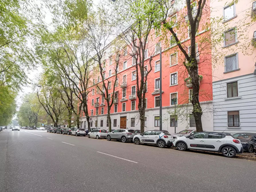 Immagine 52 di Appartamento in affitto  in Via Tiziano13 a Milano