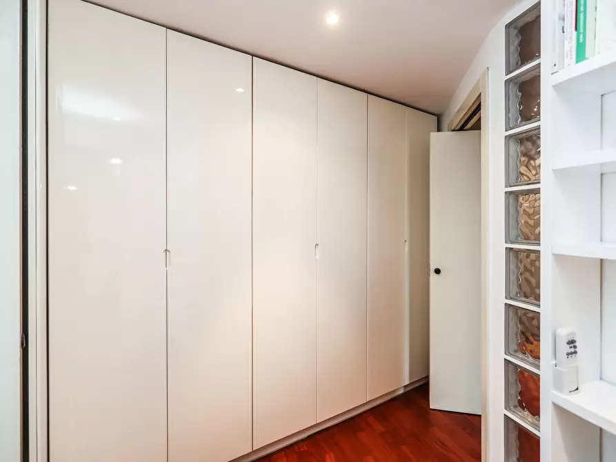 Immagine 29 di Appartamento in affitto  in Via Alserio30 a Milano