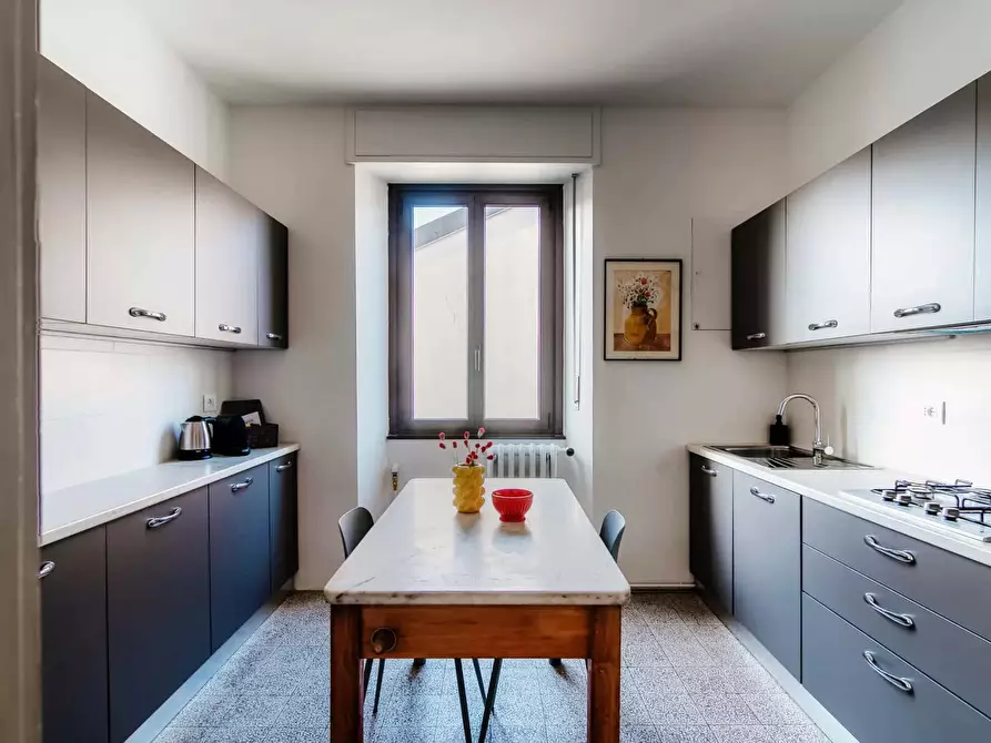 Immagine 6 di Appartamento in affitto  in Via Luigi Dottesio1 a Como